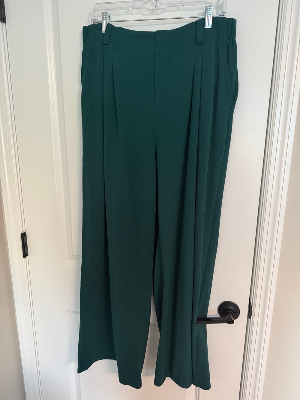 HALARA Women's Waffle Wide Leg Trousers in Forest Green